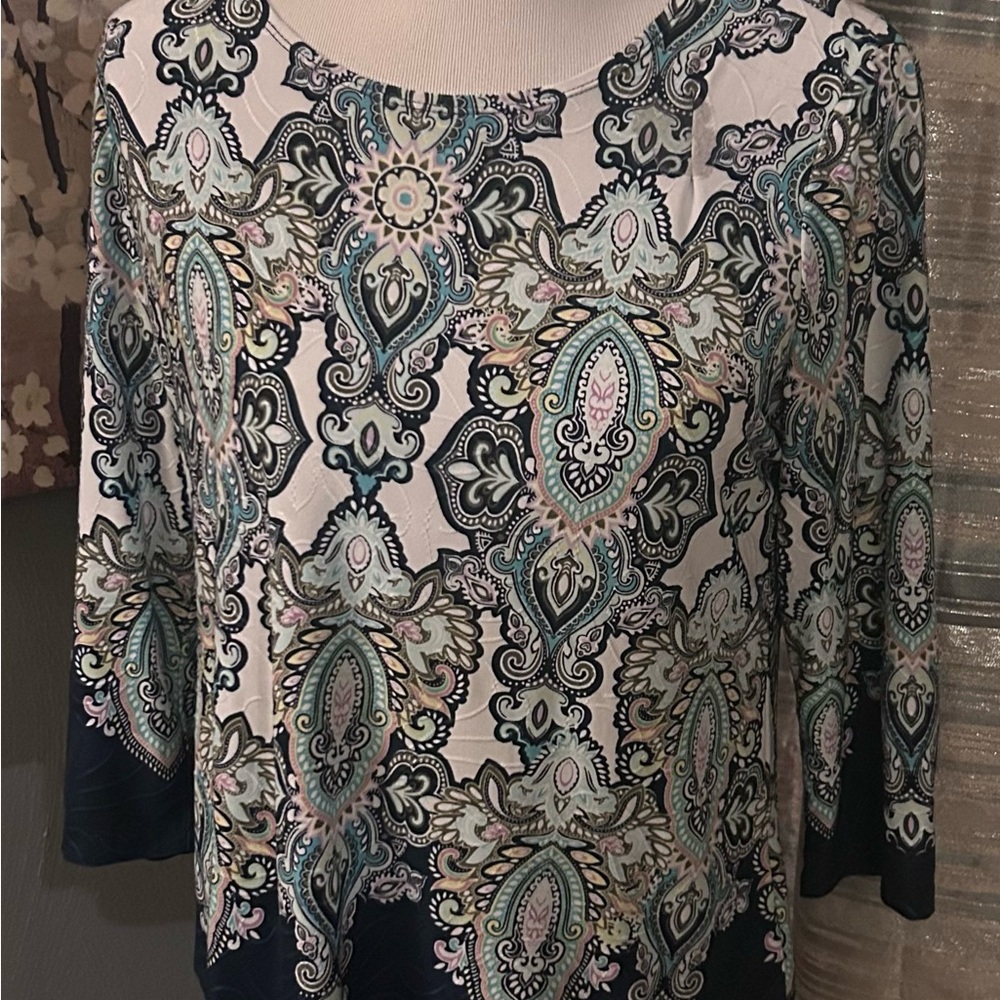 JM Collection Paisley Scoop Neck Top in Mint, Navy & White